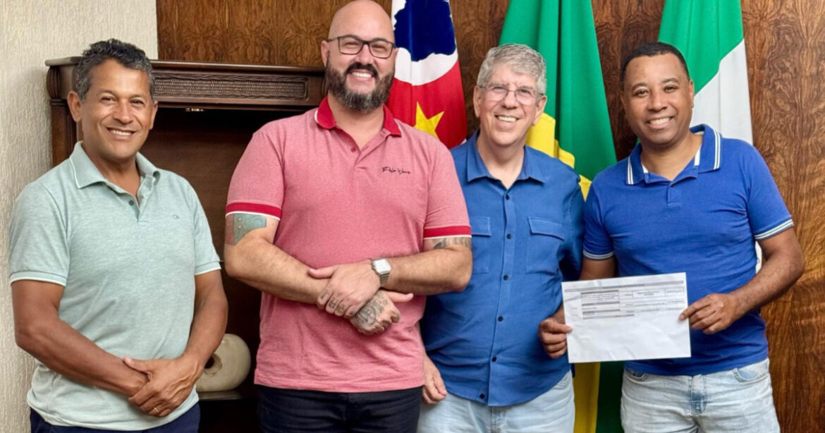 F34F5D78-B7EB-4F35-8C4B-F1E3A8806E74