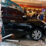 Carro invade padaria após motorista sofrer de mal súbito em Sorocaba
